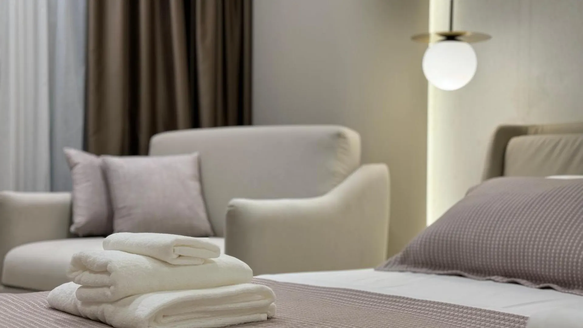 Dani Deluxe Rooms Wlora 0*,  Albania